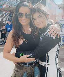She started racing at the age of 8 and competed in the lucas oil off road racing series by age 13. Hailie Deegan And Mom Female Racers Racing Girl Racing Driver