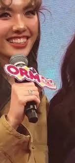 🧸》You may have noticed, as I have, that in the last few events and  appearances Orm has been wearing a wedding ring. He has always worn  different rings. But this one, this