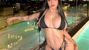 Karely Ruiz revoluciona OnlyFans con su material ardiente - Imágenes nunca antes vistas!