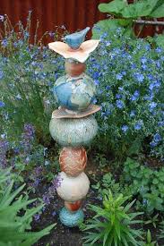 Create Your Own Orb Stack By Mixing And Matching Your Favorite Pieces Garden Totems Garden Art Art Pole