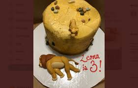 See more of leona's cakes, pastries, kakanin and baking supplies on facebook. 3 Year Old S Lion King Death Cake Goes Viral Wcco India A2z