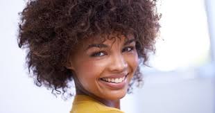 The demarcation line where your natural and processed hair meets is very fragile so handle the area delicately. 10 Tips For Transitioning To Natural Hair Naturallycurly Com