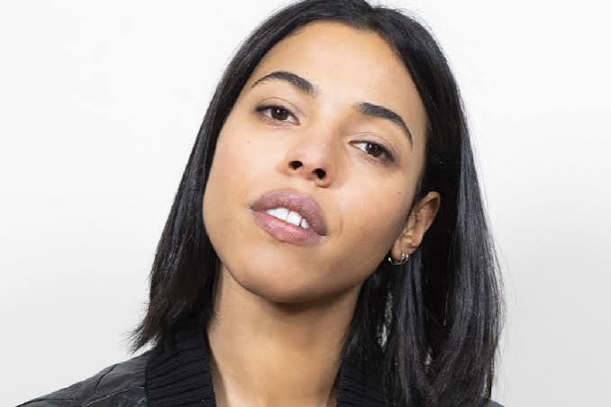 Sofia Djama shoots A Quarter to Thursday in Algiers - Cineuropa