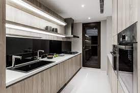 看过艺术家塑造工艺品的过程吗 利用专业与美感为成品注入灵魂 造就富含生命力的独特结晶 室内设计亦是如此 看设计师如何为预计打造为结婚新房的60 坪宅邸精雕细琢 规划为宛如艺术品般的家 针对空间宽裕的大宅 设计 interior design kitchen kitchen design