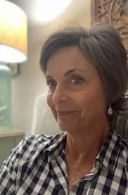 Linda Lafon's Instagram, Twitter & Facebook