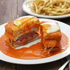 Numas férias bem passadas na bela cidade do porto, na companhia de amigos maravilhosos, em que houve algumas e não foram · la francesinha est originaire de porto. Receita Tipica Do Porto Conheca O Segredo Da Francesinha E Cozinhe Esse Sucesso Morar Em Portugal