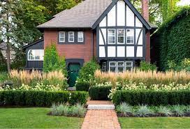 Minimal landscapes don't have to be waterless, though. A Dramatic Entryway Joel Loblaw