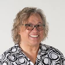 Vicky Ogle's Instagram, Twitter & Facebook