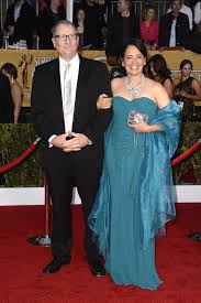 (born august 17, 1943) is one of the greatest actors in american film history. The Cast Of Modern Family And Their Real Life Partners Kiwireport