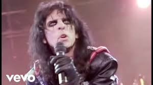 Урождённый ви́нсент дэ́ймон фурнье́ (или фёрни́эр) (англ. Alice Cooper Welcome To My Nightmare From Alice Cooper Trashes The World Youtube