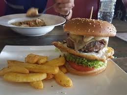 Wandering around langkawi finding the best langkawi food? Where To Eat In Pantai Cenang The Best Restaurants And Bars