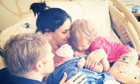 The team is spread out for the holidays with callen, sam, kensi and deeks at sea looking into the death of an ncis agent. La Actress Daniela Ruah Welcomes A Daughter On Instagram After Miscarriage Heartbreak Daily Mail Online