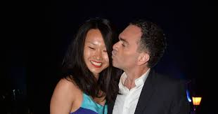 Yann moix s'est fait beaucoup d'ennemis en avouant qu'il préférait sortir avec des jeunes femmes. Exclusif Yann Moix Et Son Amie Enregistrement De L Emission On N Est Pas Couche Lors Du 69e Festival International Du Film De Cannes Le 18 Mai 2016 La Band Purepeople