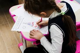 Help your student color and learn the names of each stage of a frogâs life. Free Photo Unrecognizable Girl Coloring Picture
