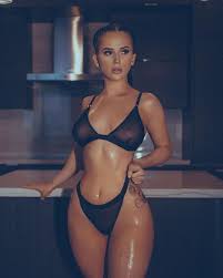 Leanza Boddy @itsmissboddy x Eames Alexander | Page 2 of 16 |