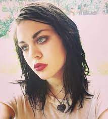 Way is also an artist in her own right, having studied at the pratt institute. Frances Bean Cobain Already Sold All Her Art From New Show Dazed