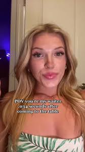 I might need a sec to look over the menu #kimmy #fypシ