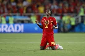 Een goed idee voor albert riera om nog een tijdje in engeland te voetballen. Engelse Promovendus Biedt Tien Miljoen Euro Voor Boyata Beweging Rond Chadli Promovendus Voetbalteam Tops