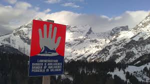 Aber wenn ein bis zwei meter auf einmal fallen, wird es doch kritisch. Bergrettung Appelliert Achtung Hohe Lawinengefahr Salzburg Stadt