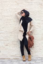 Kalau nggak percaya, nih gaya eketawer terima kasih campur dan padu hijab dan kaus yang manisnya nggak ada tanding! 4 Paduan Keren Celana Wanita Muslim Yang Bisa Kamu Gunakan Sehari Hari