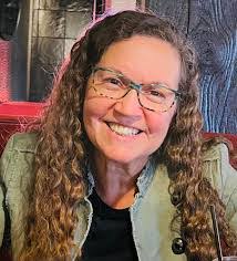 Karla Gordon's Instagram, Twitter & Facebook