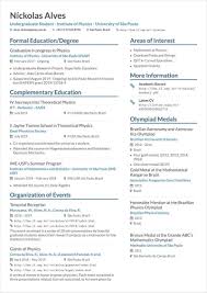 This is why your resume layout is so important. 15 Latex Resume Templates And Cv Templates For 2021