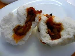 Cara membuat kue bakpao mudah kok dan tidak memerlukan pengalaman khusus membuat kue, sehingga jika bunda dan sis ingin membuat kue bakpao sendiri tentunya juga berhasil. Cara Membuat Bakpao Isi Gula Merah Youtube