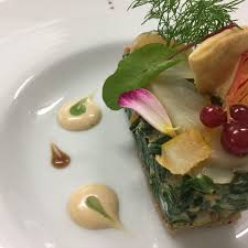 Lors d'une grossesse, les femmes enceintes et au chômage bénéficient des mêmes droits que ceux accordés aux salariées (les premiers mois, lors du congé maternité et après l'accouchement). Le Boeuf D Argent Lyon Vieux Lyon Quarantaine Menu Prix Restaurant Avis Reservations Tripadvisor