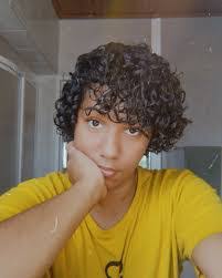 Nikki Roland's Instagram, Twitter & Facebook