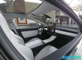 The fairly straightforward board included many discrete components along with tesla asics and stmicroelectronics' power. Tesla Model 3 New Interior Image Highlights The Puzzle Inside The Vehicle Electrek