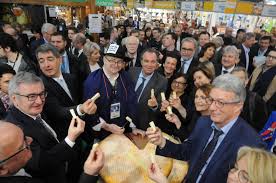 Livrer les stands et les approvisionnements tout au long du salon puis effectuer les reprises en fin d'événement. Et Si Vous Alliez Faire Un Tour Au Salon De L Agriculture