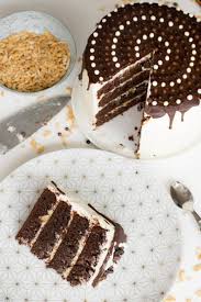 Layer Cake Chocolat Vanille Chocolat Vanille Gateau Anniversaire Chocolat Cake Chocolat