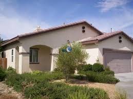 Rent Lease Single Story 3 Bedroom In Victorville 3br 2ba Victorville With Images Front Patio Victorville Rental Apartments