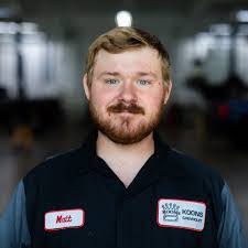 Shawn Koons's Instagram, Twitter & Facebook