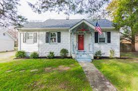 Charming Ranch Home For Sale In Richmond Va Ranch Homes For Sale Ranch House Vacation Home