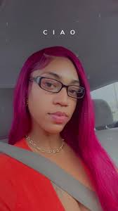 Deneen Thompson (@neenz_6)