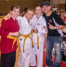 Kickstartkids Instructor Rommel Gargoles With His Davila M S Students Programming For Kids Kids Kickstarter