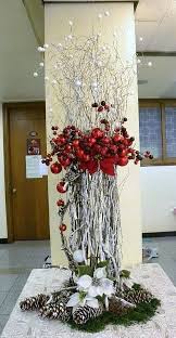 20 Easy Christmas Decor Ideas To Your Home Allhous Com Christmas Chr Christmas Decor Trends Affordable Christmas Decorations Christmas Flower Arrangements