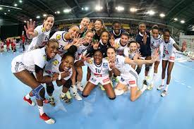 A cette occasion, nous avons livré 5 terrains de handball équipés de notre sol sportif taraflex sport evolution (coloris lagoon et black). Mondial Feminin De Handball Tmc Diffuse Le 1 4 De Finale Des Bleues Ce Soir Face Au Montenegro Sportbuzzbusiness Fr