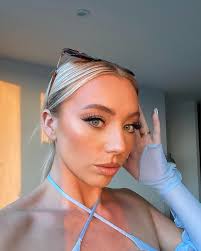 Abi Richards (@abi.richardss) • Instagram photos and videos