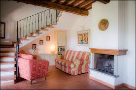 At cedro you can access through a short staircase that leads to an intimate and pleasant terrace. Home