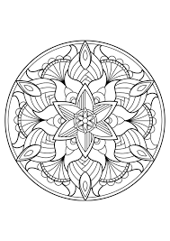 Dessin mandala composé de motifs fleuris et d'arabesques orientales. Coloriage Mandala Coloriages Gratuits A Imprimer Dessin 30834