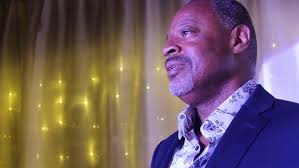 Thos Shipley "Live" The Christmas Song at Maureen's Jazz Cellar NY