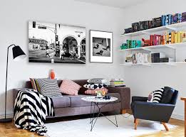 Un salon moderne peut se décliner dans différents styles, tout en restant très contemporain. Des Photos En Noir Et Blanc Pour Une Decoration Elegante Et Moderne Blog Pixopolitan