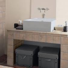 Natural stacked stone & stone river rock tiles generate a natural and textured appearance in the bathroom. 11 Tile Counter Ideas For Kitchens And Baths
