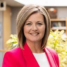 Tamara Beard's Instagram, Twitter & Facebook