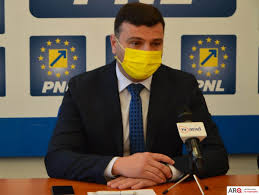 Lipsa de personal din triajul epidemiologic al punctelor de frontieră din arad a atras atenţia deputatului pnl, sergiu bîlcea. Sergiu Bilcea Proiectele Aradului Sunt O Prioritate Pentru Care Lucrez Din Primele Zile Ale Mandatului