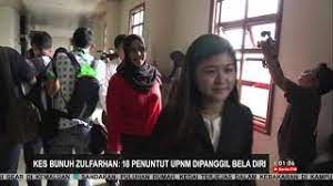 Seorang penuntut universiti pertahanan nasional malaysia (upnm), zulfarhan osman zulkarnain, 21, meninggal dunia petang kelmarin dipercayai didera rakan dengan seterika wap. Kes Bunuh Zulfarhan 18 Penuntut Upnm Dipanggil Bela Diri Youtube