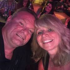 It's with great sadness that I have to say my sweet almost twin brother  Alan Evans class of 84 passed away