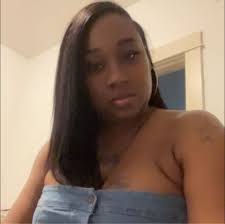 📌Save this luxury Airbnb for your next trip to the Smoky Mountains ⛰️  📍Sevierville, Tennessee Blackberry Chalet is the perfect year-round  getaway. Sleeps 12 🛌 Enjoy!🏊‍♂️Indoor Pool 🎯Game Room📽️Theater 🛀Hot  Tub🚙Nearby🗺️The Great